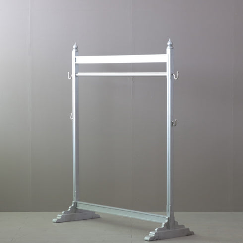 A413 ハンガーラック 木製 什器 高さ153㎝ 幅141㎝ 奥行47㎝