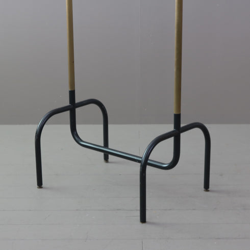 A415 ハンガーラック 金属製 伸縮 什器 高さ147㎝ 幅66㎝ 奥行47㎝