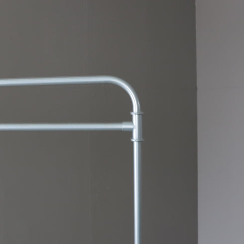 A429 ハンガーラック 金属製 什器 高さ180㎝ 幅121㎝ 奥行き51㎝