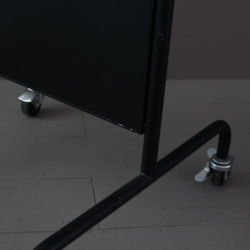 D438 スタンドミラー 片面 キャスター付き 金属製 高さ170㎝ 幅44㎝ 奥行49㎝