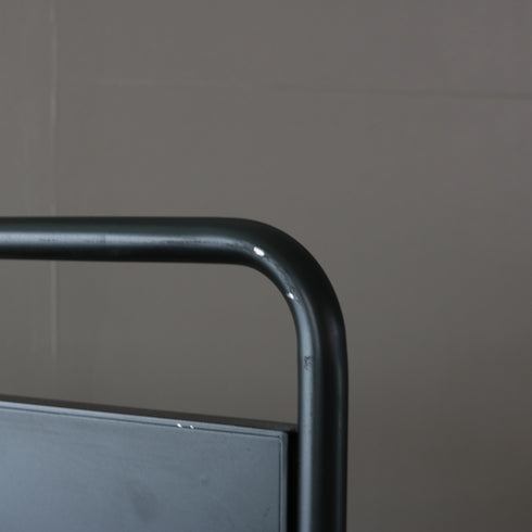 D438 スタンドミラー 片面 キャスター付き 金属製 高さ170㎝ 幅44㎝ 奥行49㎝