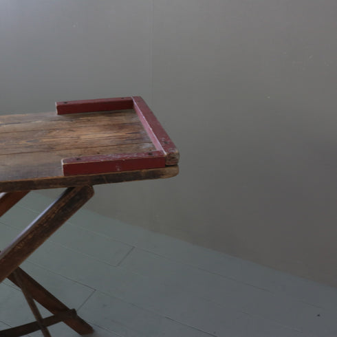 C456 折り畳み式アイロン台 木製 イギリス輸入家具 高さ79㎝幅121㎝奥行42㎝