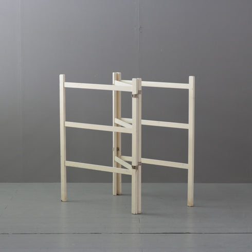 C473 白タオルラック 折り畳み式 木製 イギリス輸入家具 高さ90㎝幅69㎝ 奥行7㎝