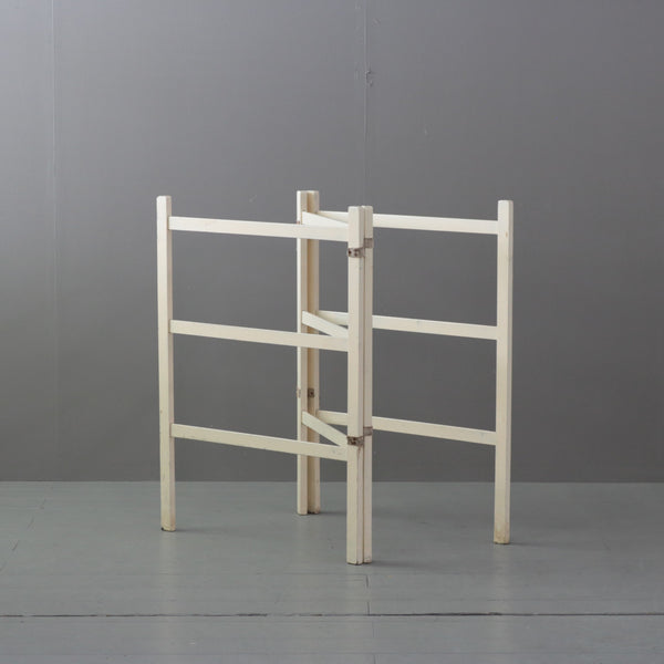 C473 白タオルラック 折り畳み式 木製 イギリス輸入家具 高さ90㎝幅69㎝ 奥行7㎝