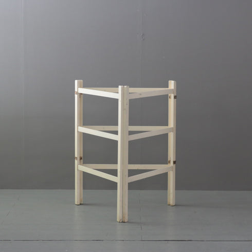 C473 白タオルラック 折り畳み式 木製 イギリス輸入家具 高さ90㎝幅69㎝ 奥行7㎝