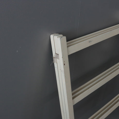 C473 白タオルラック 折り畳み式 木製 イギリス輸入家具 高さ90㎝幅69㎝ 奥行7㎝