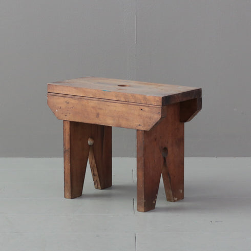 C478 スツール 卓上展示台 木製 輸入家具 高さ25㎝ 幅30㎝ 奥行15㎝