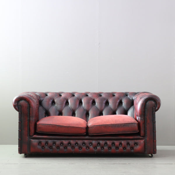 C480 二人掛け チェスターフィールドソファ