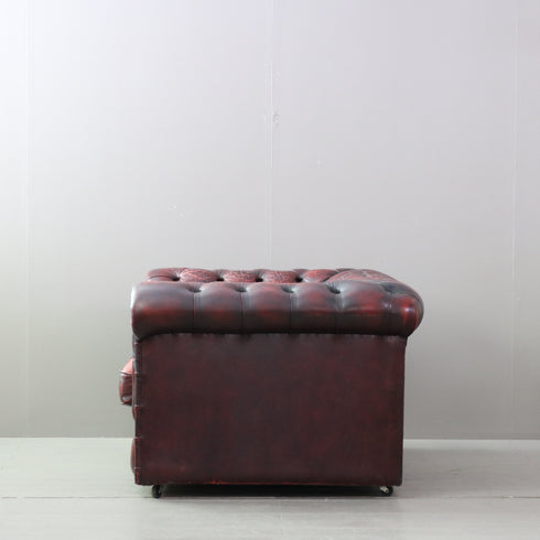 C480 二人掛け チェスターフィールドソファ