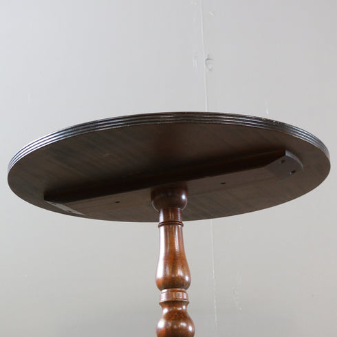 C483 サイドテーブル 木製 キャスター付き 輸入家具 高さ60㎝ 幅61㎝ 奥行61㎝