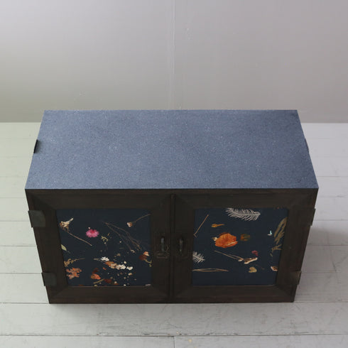 P593 桐箪笥×ロスフラワーパネコ Circlife(サークライフ) KANNON(BLACK) 高さ57㎝ 幅90㎝ 奥行42㎝