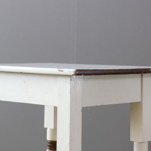 C491 白サイドテーブル 木製 輸入家具 高さ73㎝ 幅44㎝ 奥行36㎝