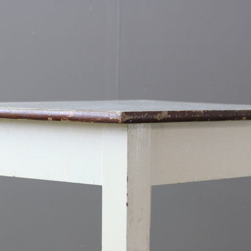 C491 白サイドテーブル 木製 輸入家具 高さ73㎝ 幅44㎝ 奥行36㎝