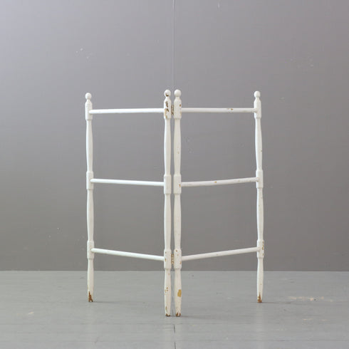 C495 折りたたみ タオルラック イギリス輸入家具 高さ70㎝ 幅41㎝奥行4㎝