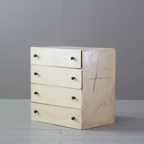 C498 白サイドチェスト 木製 イギリス輸入家具 高さ47㎝ 幅45㎝ 奥行33㎝