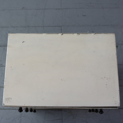 C498 白サイドチェスト 木製 イギリス輸入家具 高さ47㎝ 幅45㎝ 奥行33㎝