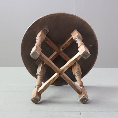 C504 サイドテーブル 木製 輸入家具 高さ47㎝ 幅51㎝ 奥行51㎝