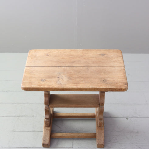 C506 サイドテーブル 木製 イギリス輸入家具 高さ52㎝ 幅60㎝ 奥行40㎝