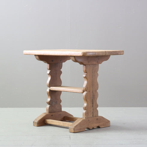 C506 サイドテーブル 木製 イギリス輸入家具 高さ52㎝ 幅60㎝ 奥行40㎝