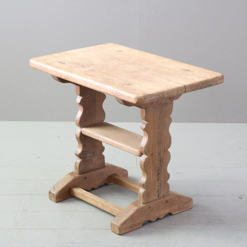 C506 サイドテーブル 木製 イギリス輸入家具 高さ52㎝ 幅60㎝ 奥行40㎝