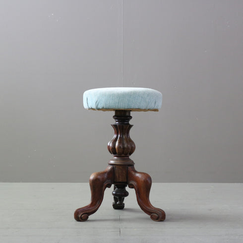 C509 ピアノスツール 回転式 木製 イギリス輸入家具 高さ52㎝ 幅36㎝ 奥行34㎝