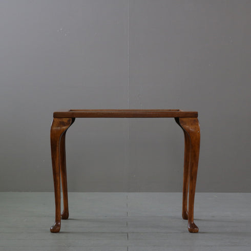 C516 サイドテーブル 天板ガラス 猫脚 木製 イギリス輸入家具 高さ48㎝ 幅59㎝ 奥行38㎝