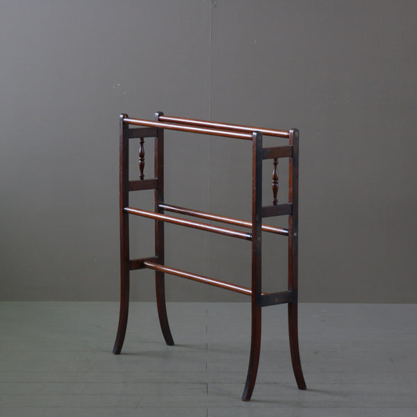 C517 タオルハンガーラック 木製 イギリス輸入家具 高さ83㎝ 幅76㎝ 奥行25㎝