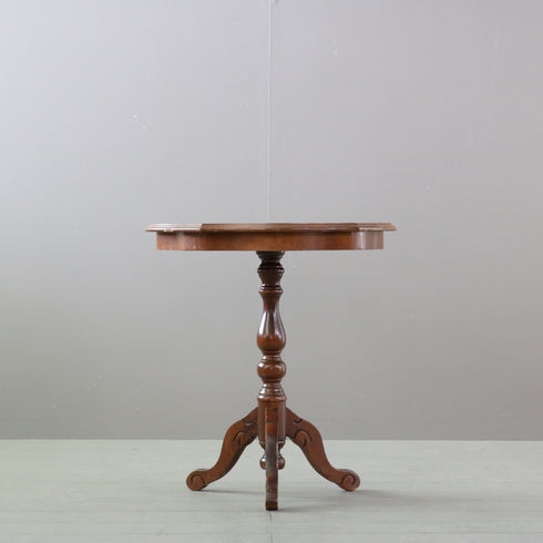 C519 サイドテーブル 木製 イギリス輸入家具 高さ59㎝ 幅54㎝ 奥行54㎝