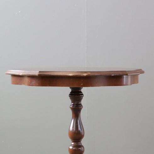 C519 サイドテーブル 木製 イギリス輸入家具 高さ59㎝ 幅54㎝ 奥行54㎝