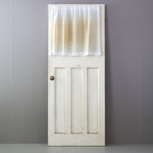 C522 白い扉 ステンドグラス 木製 什器 高さ198㎝ 幅79㎝ 奥行4.5㎝