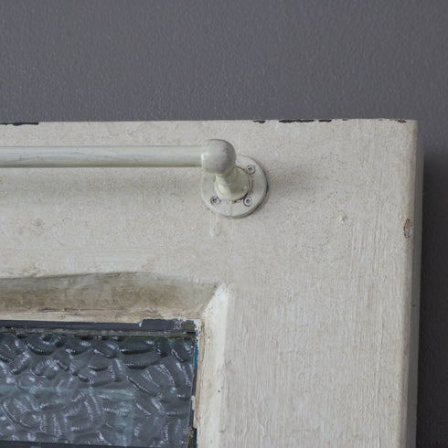 C522 白い扉 ステンドグラス 木製 什器 高さ198㎝ 幅79㎝ 奥行4.5㎝