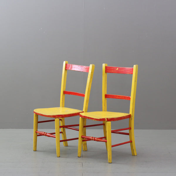 C525 子どもチェア 2脚SET 木製 輸入家具 高さ65㎝ 幅30㎝ 奥行34㎝