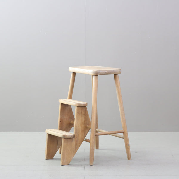 C526 回転式 踏み台 スツール 木製 輸入家具 高さ63㎝ 幅45㎝ 奥行52㎝