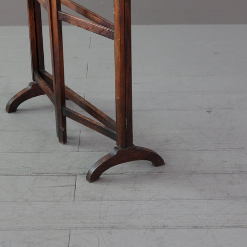 C532 折り畳み式タオルハンガーラック 木製 アンティーク 高さ81㎝ 幅55㎝ 奥行22㎝