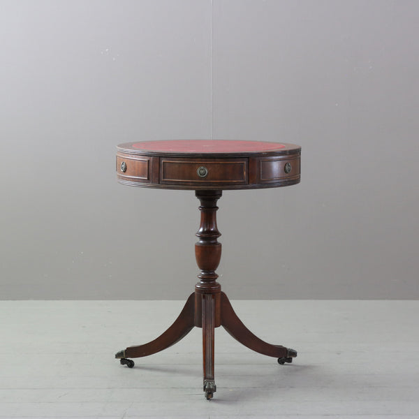 C534 引き出し付き サイドテーブル キャスター付き 木製 アンティーク 高さ64㎝ 幅50㎝ 奥行50㎝