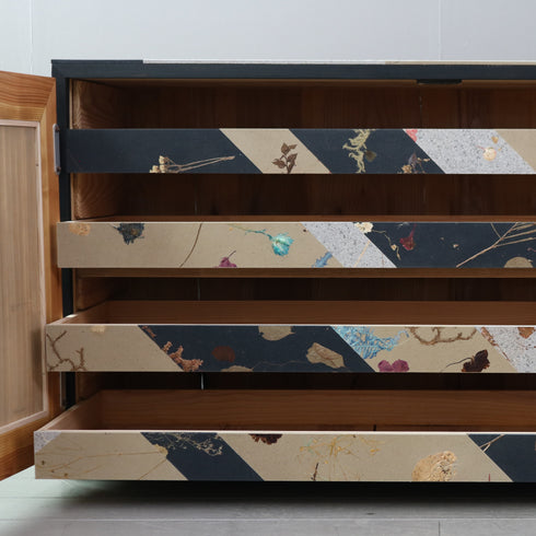 P594 桐箪笥×ロスフラワーパネコ Circlife(サークライフ) 高さ63㎝ 幅115㎝ 奥行43㎝ 【販売価格問い合わせ対象品】