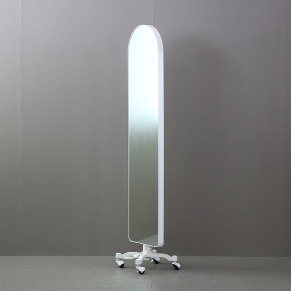 D541 スタンドミラー 片面 キャスター付き 什器 高さ160㎝ 幅36㎝ 奥行30㎝