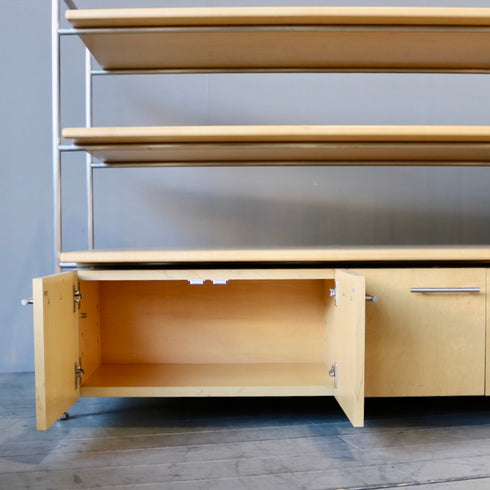 0383 収納付きシェルフ