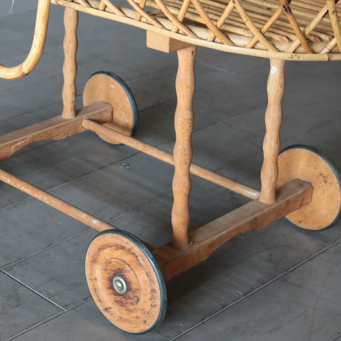 0222 アンティークベビーカー