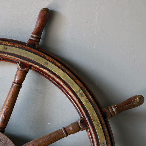 0263 アンティーク舵輪