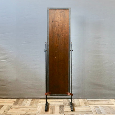 0518 スタンドミラー