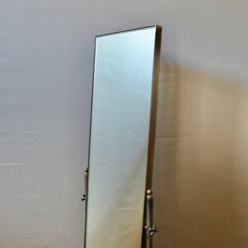 0518 スタンドミラー