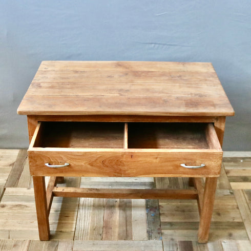 0522 アンティークテーブル