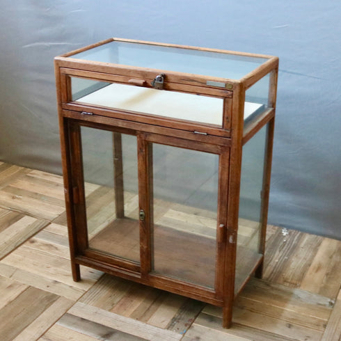 0523 ショーケース