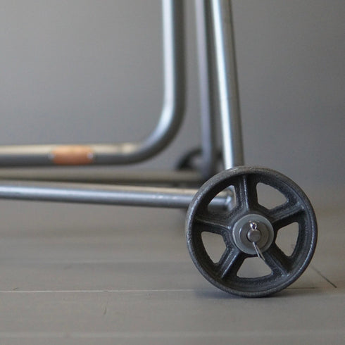 0002 ハンガーラック中・キャスター付き