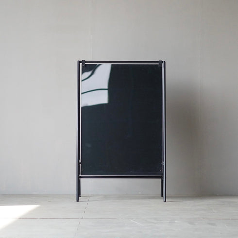 0180 ポスタースタンド