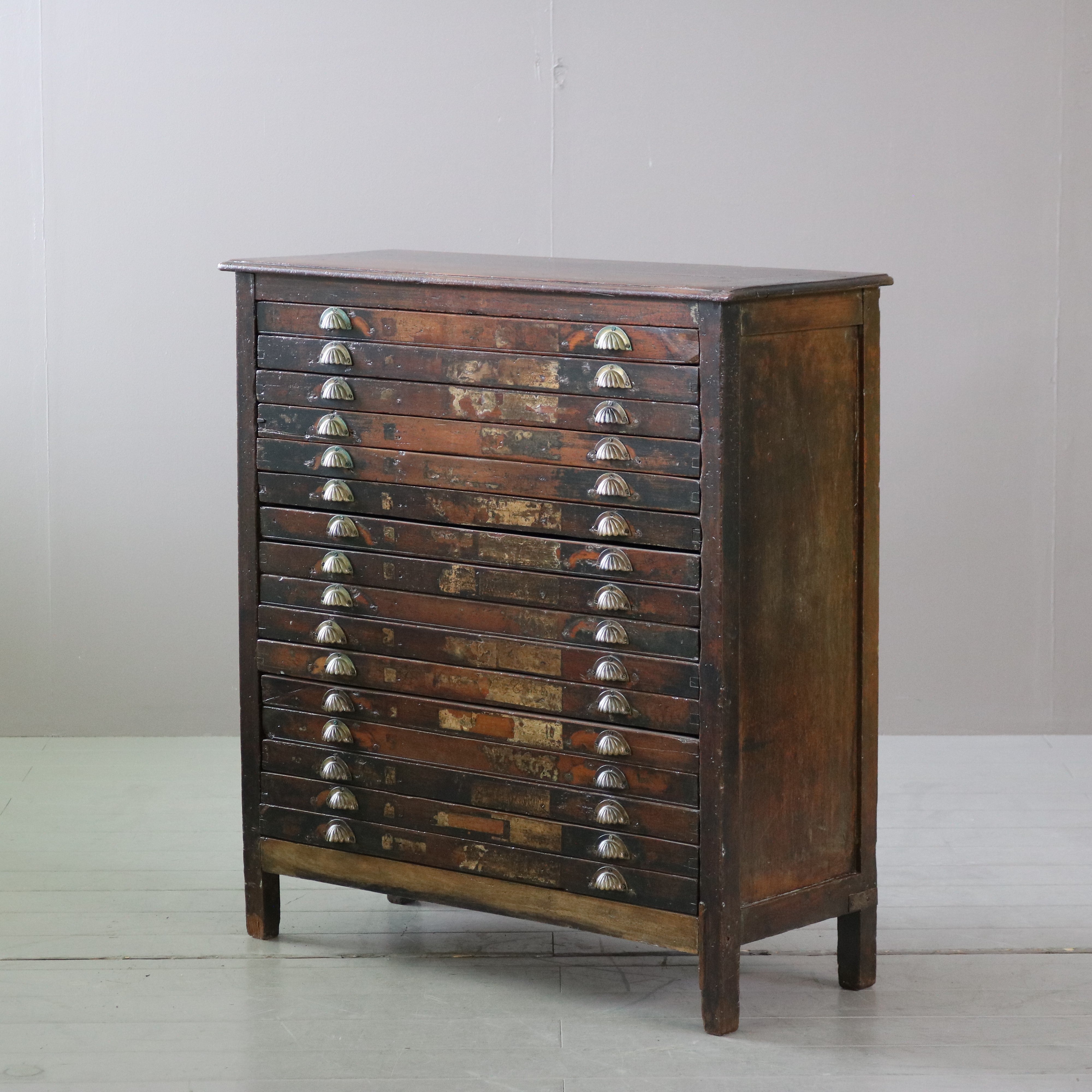 C569 16段アンティークチェスト 木製 什器 高さ97㎝ 幅91㎝ 奥行36