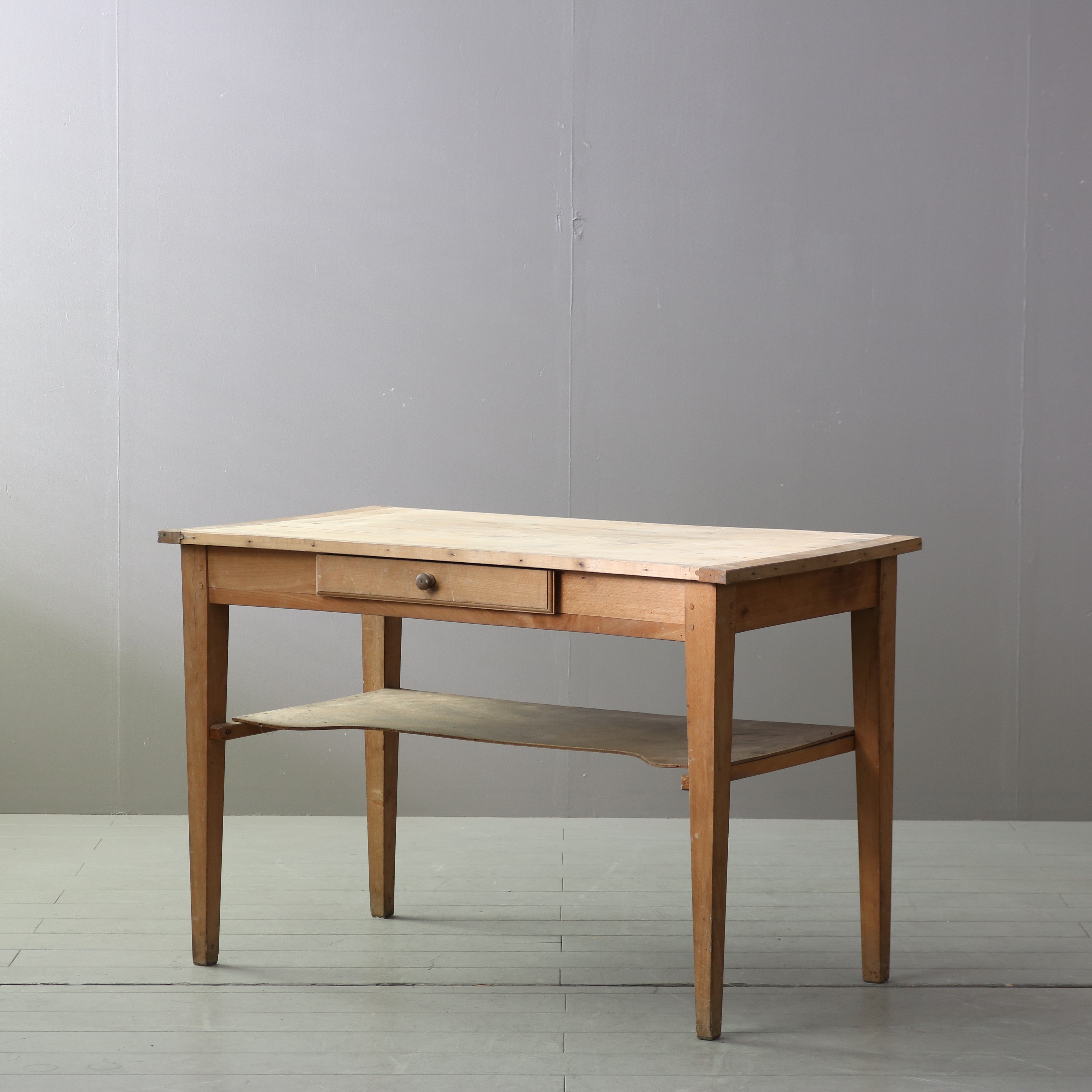 1279 英国ビンテージ　サイドテーブル　展示台　陳列台　インテリア　イギリス 展示台/テーブルの通販ならヴィンテージ・アンティーク什器家具の