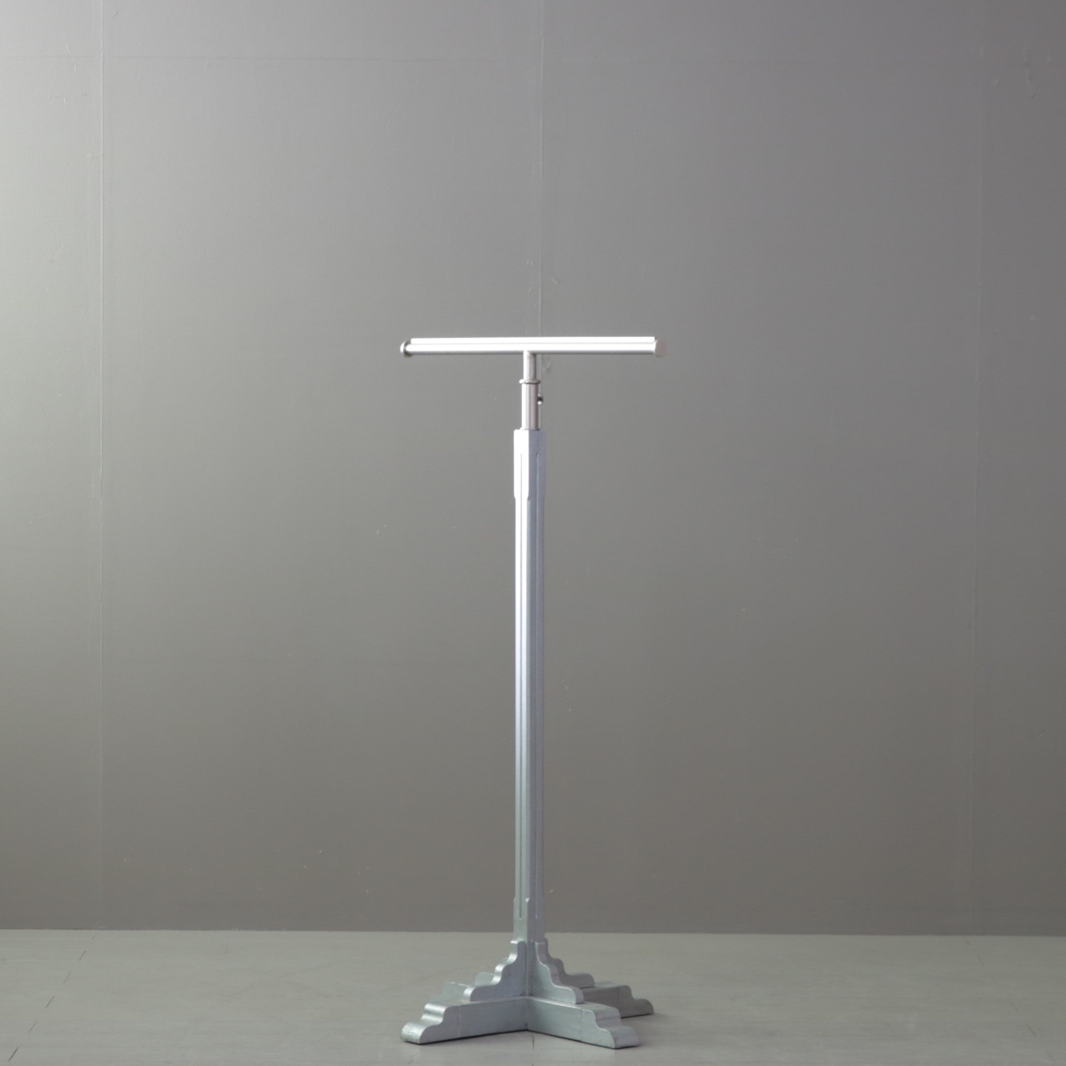 ハンガーラックの通販ならヴィンテージ・アンティーク什器家具の