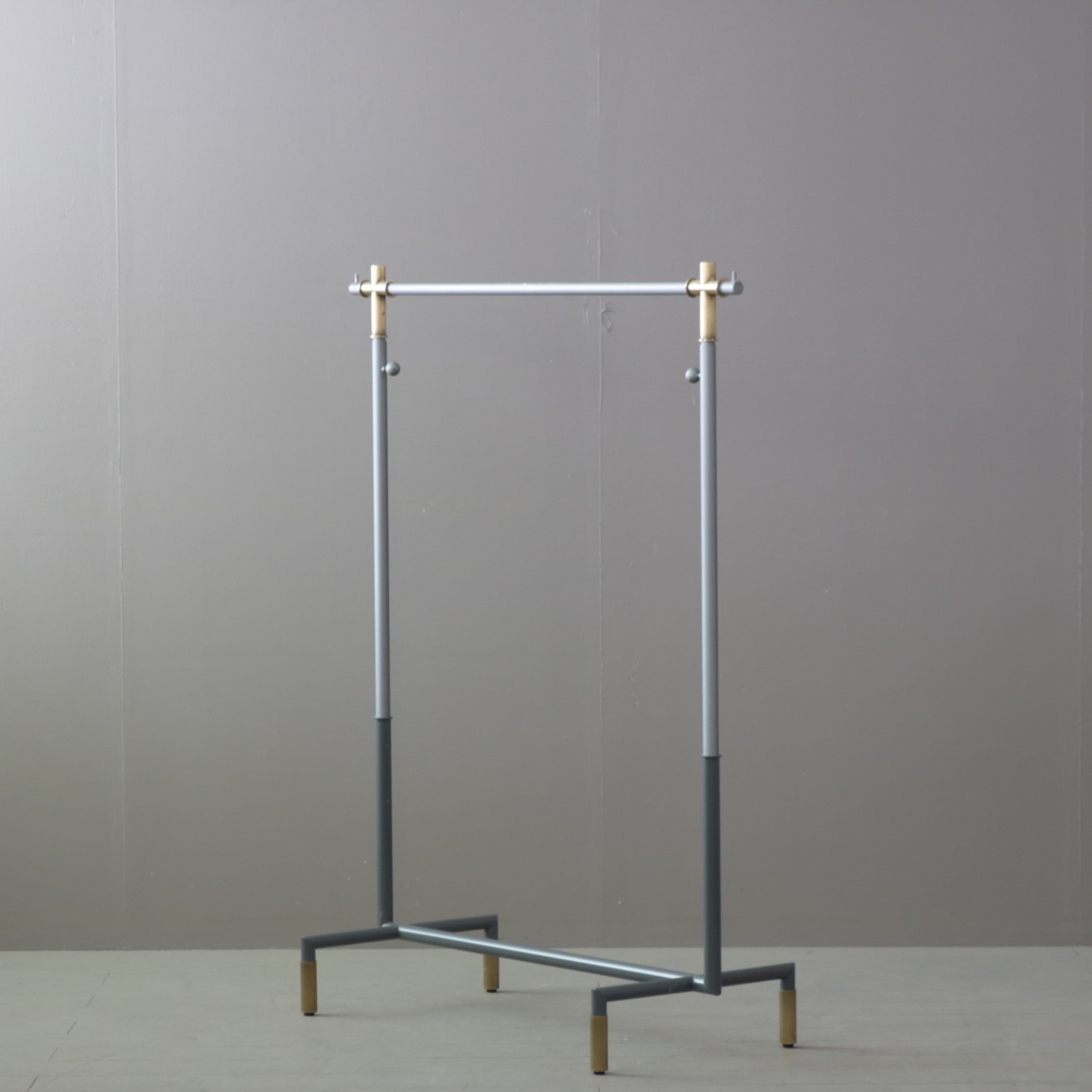 ハンガーラックの通販ならヴィンテージ・アンティーク什器家具のuragami